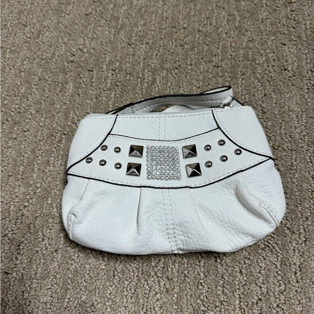 Kathy van zeeland white wristlet